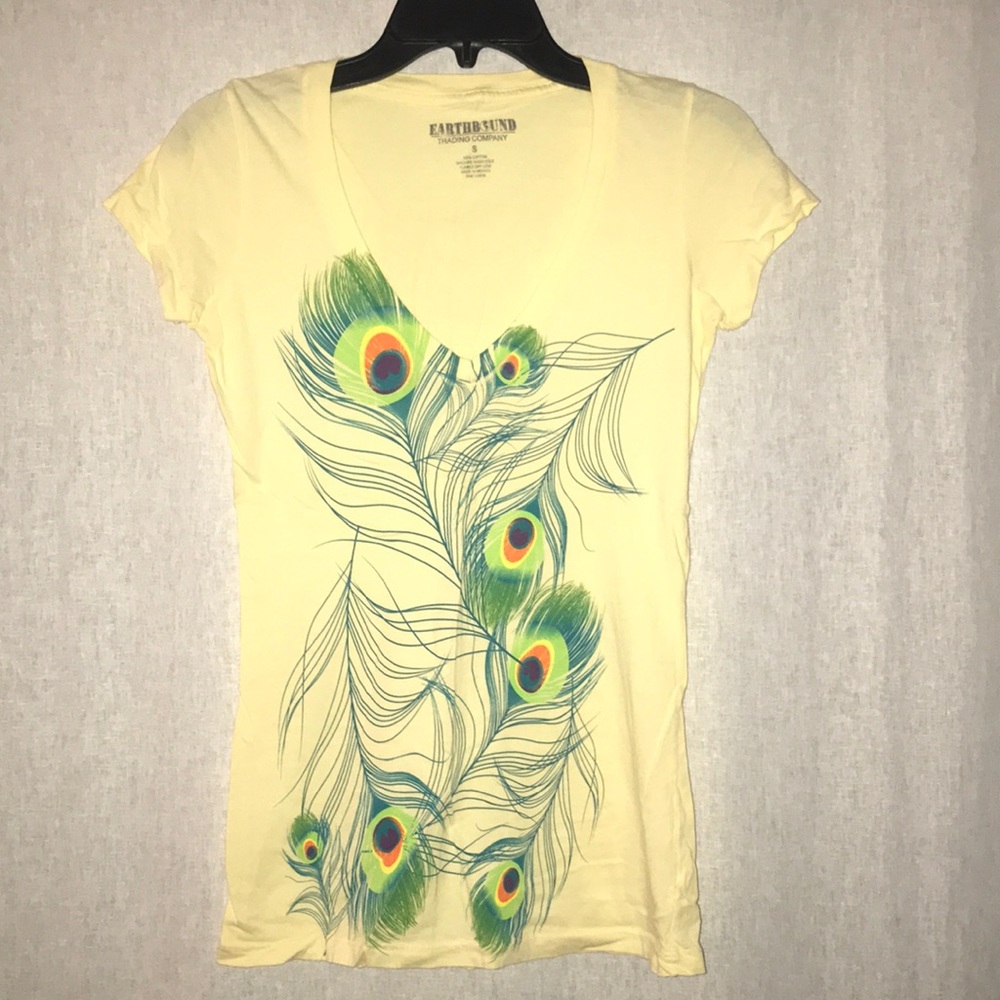 Yellow T-shirt with peacock detail
